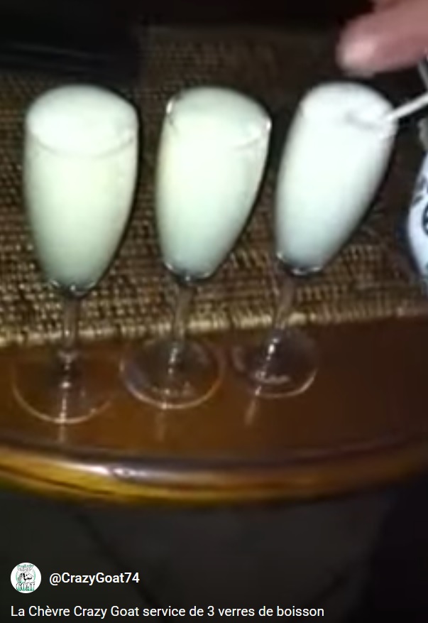 You are currently viewing Service de 3 verres de Chèvre Crazy Goat